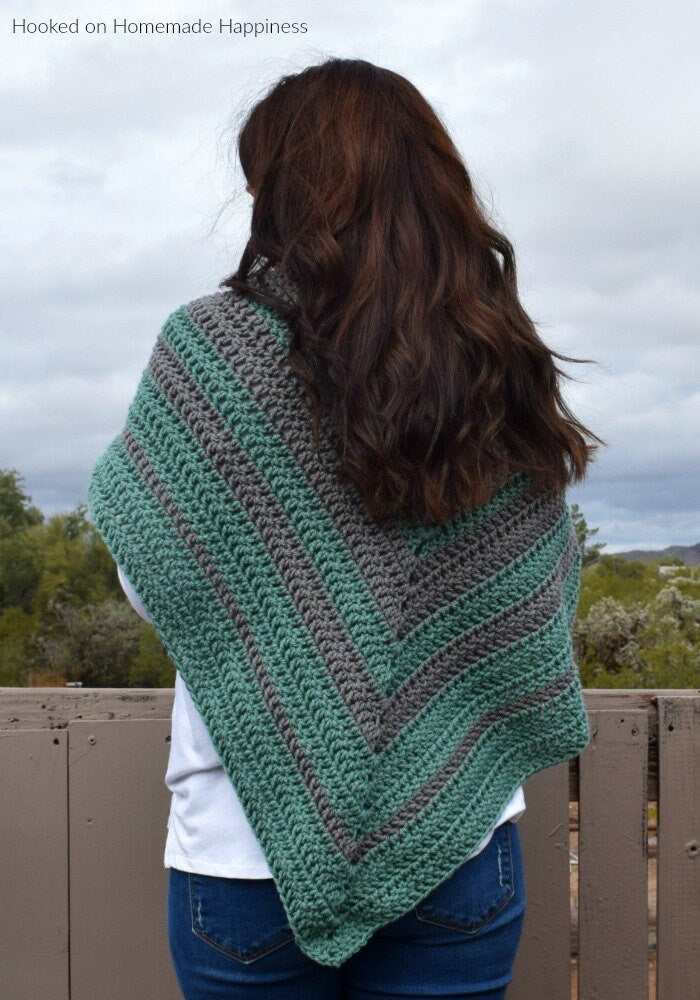 Easy All DC Triangle Scarf Crochet Pattern