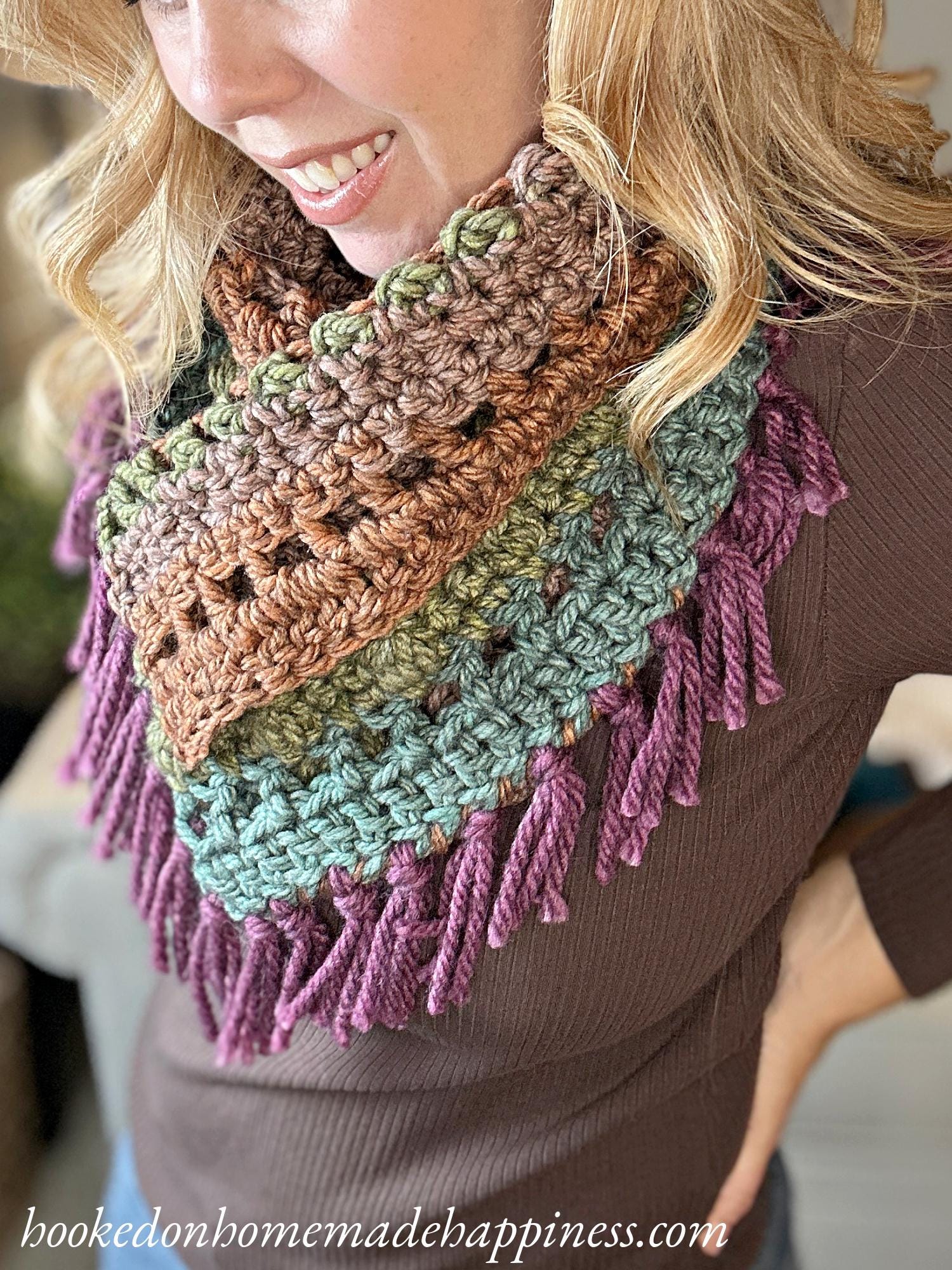 Tea Cake Cowl Crochet Pattern