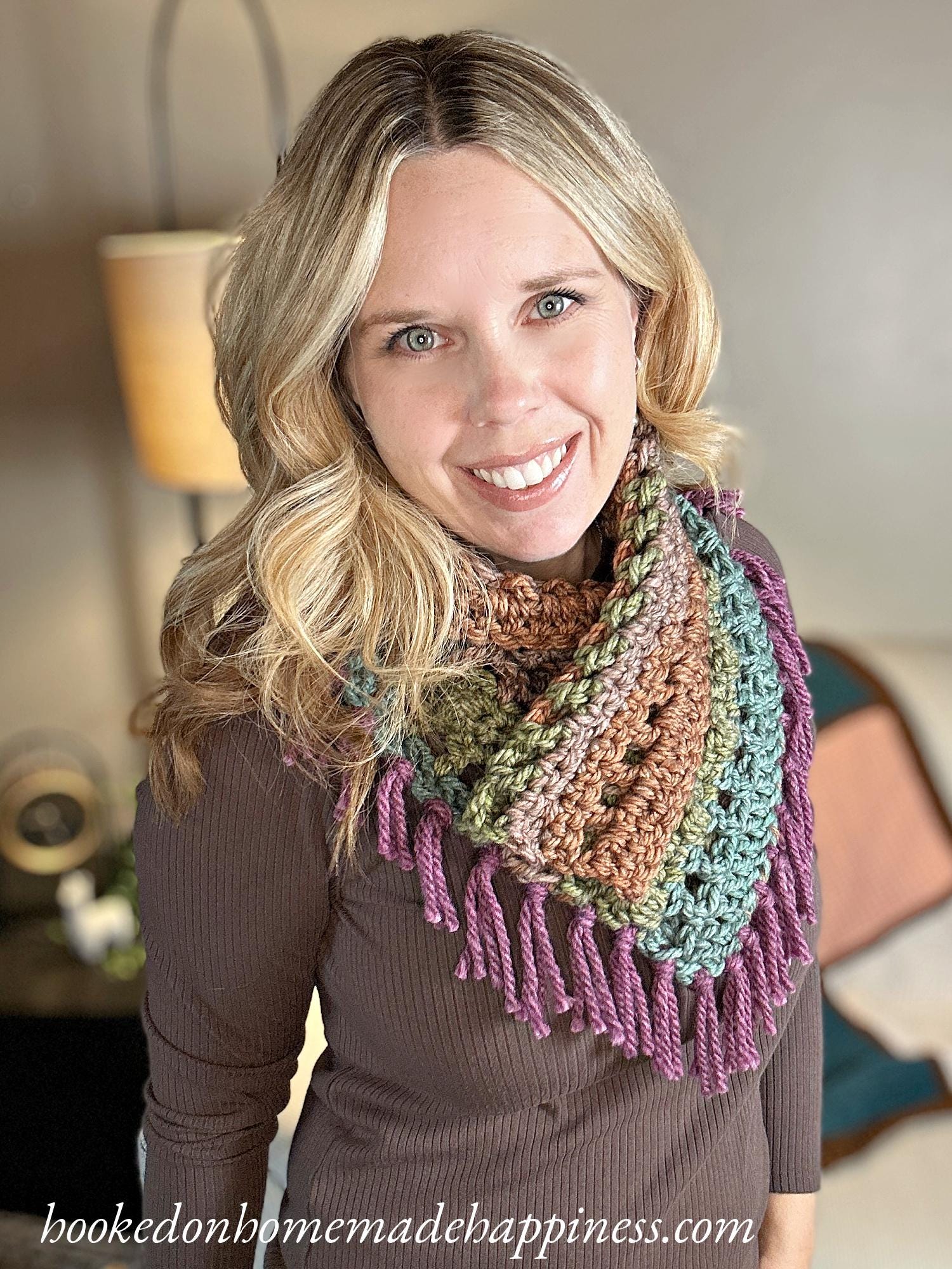 Tea Cake Cowl Crochet Pattern