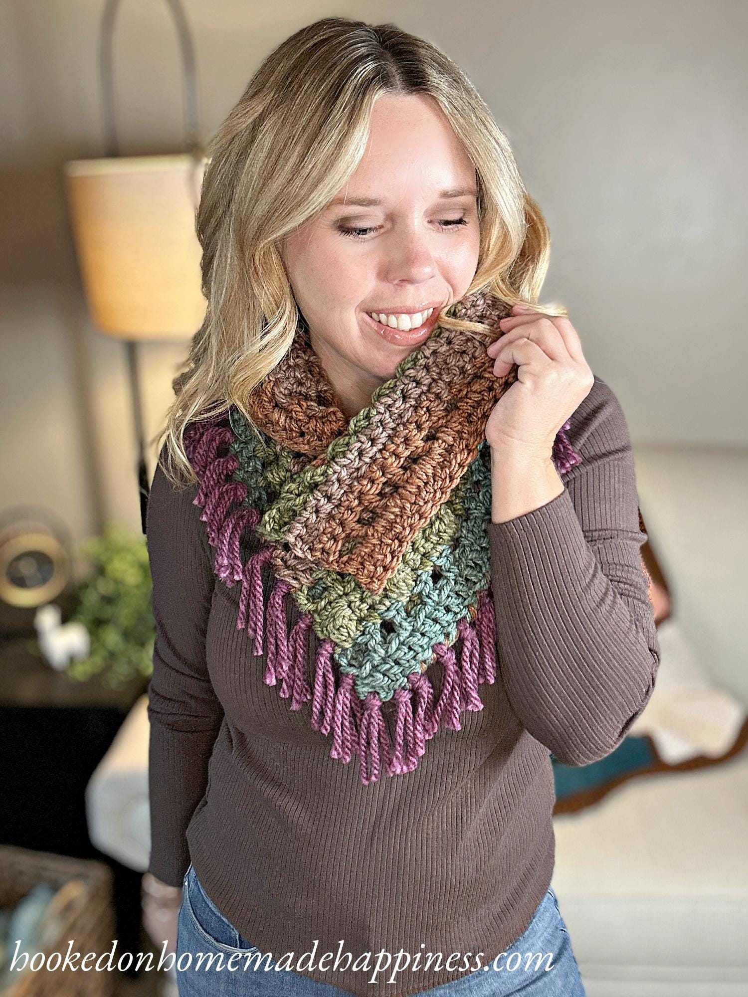 Tea Cake Cowl Crochet Pattern