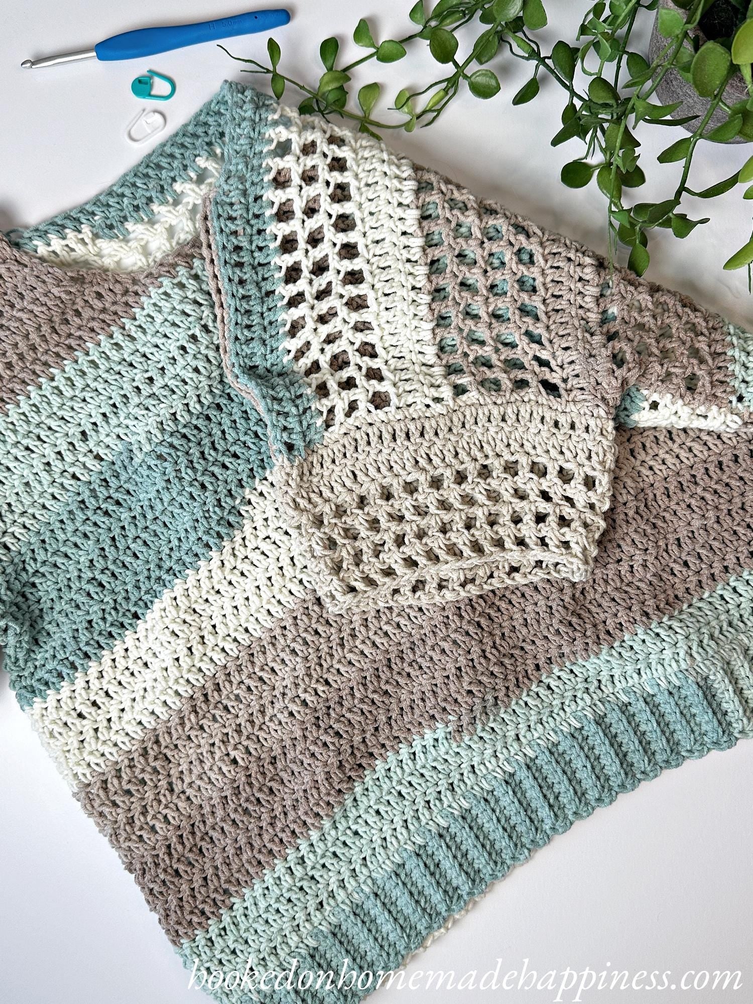 Simple Eyelet Tee Crochet Pattern