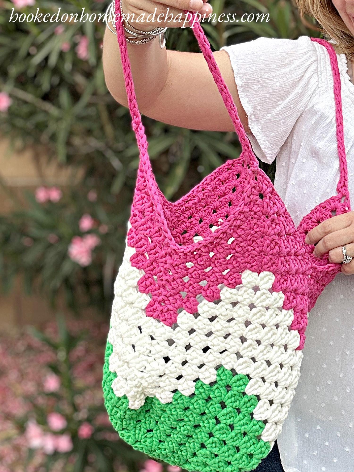 Granny Stitch Market Bag Crochet Pattern